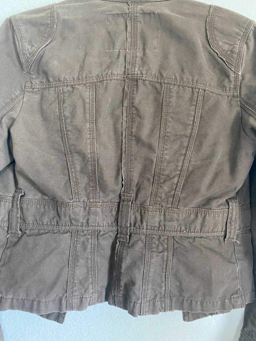 Y2K Military Olive Green Cropped Utility Jacket with Elbow Patches & Cinch Waist - Picture 9 of 9